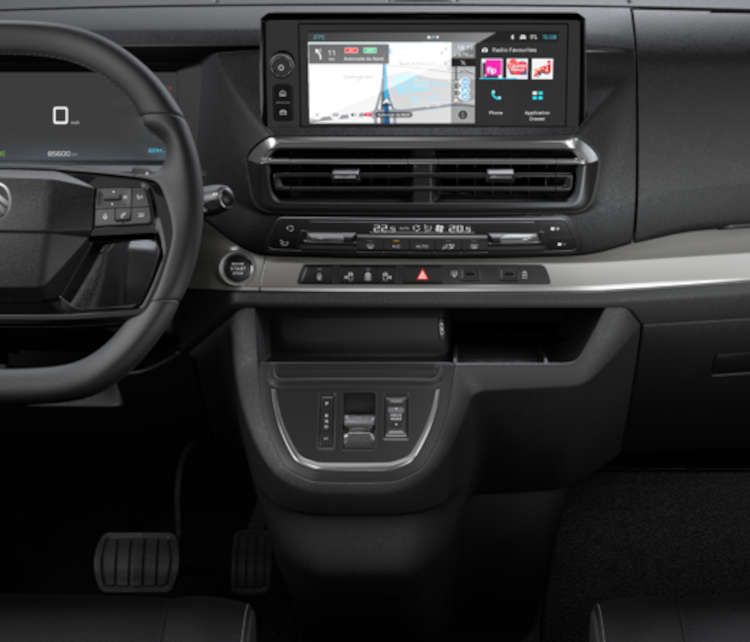 Індукційний зарядний пристрій у салоні Citroen SpaceTourer