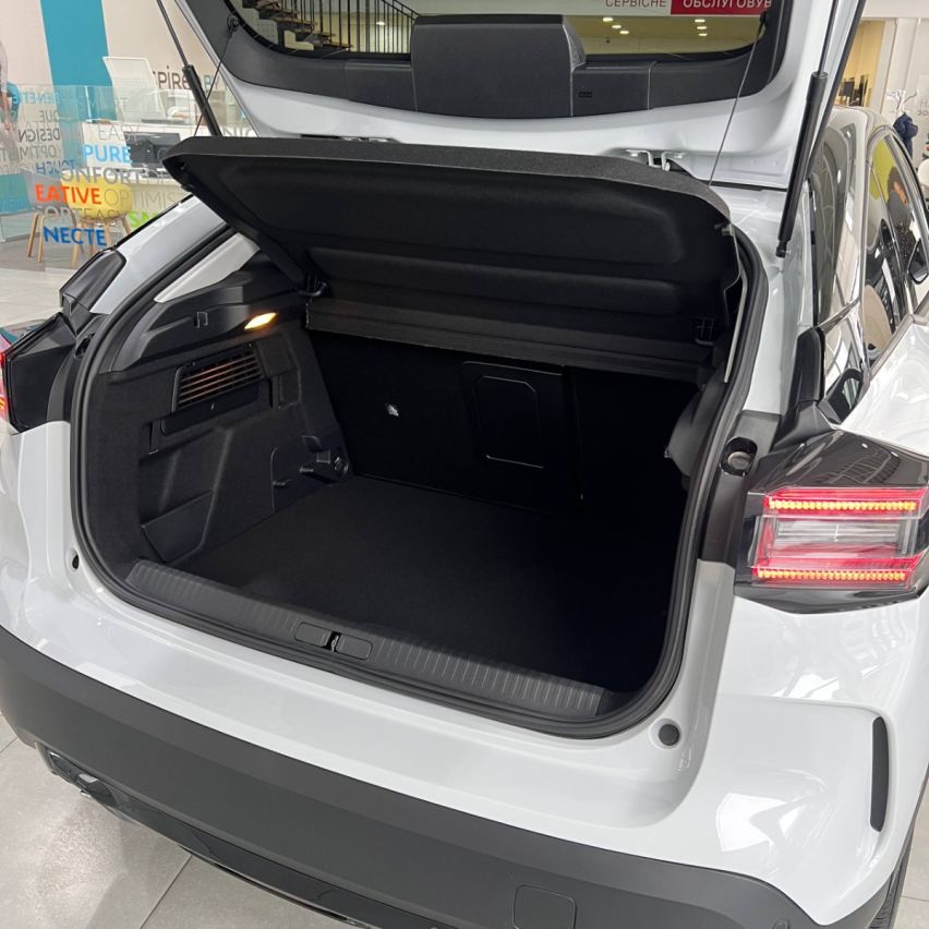 CITROЁN NEW C4 1.2 Hybrid 136 e-DCS6 MAX