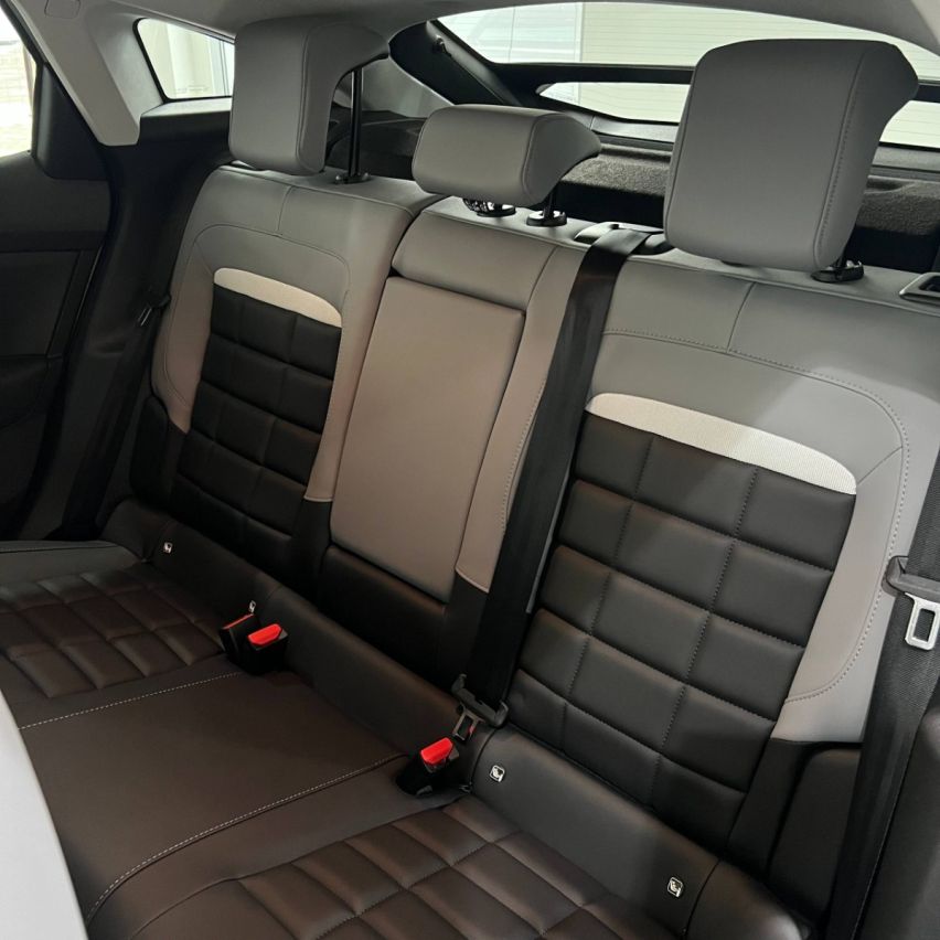 CITROЁN NEW C4 1.2 Hybrid 136 e-DCS6 MAX