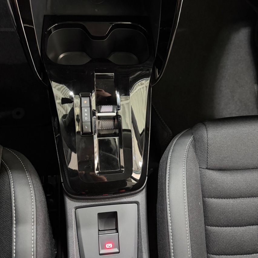 CITROЁN NEW C3 AC 1.2 Hybrid 136 e-DCS6 MAX